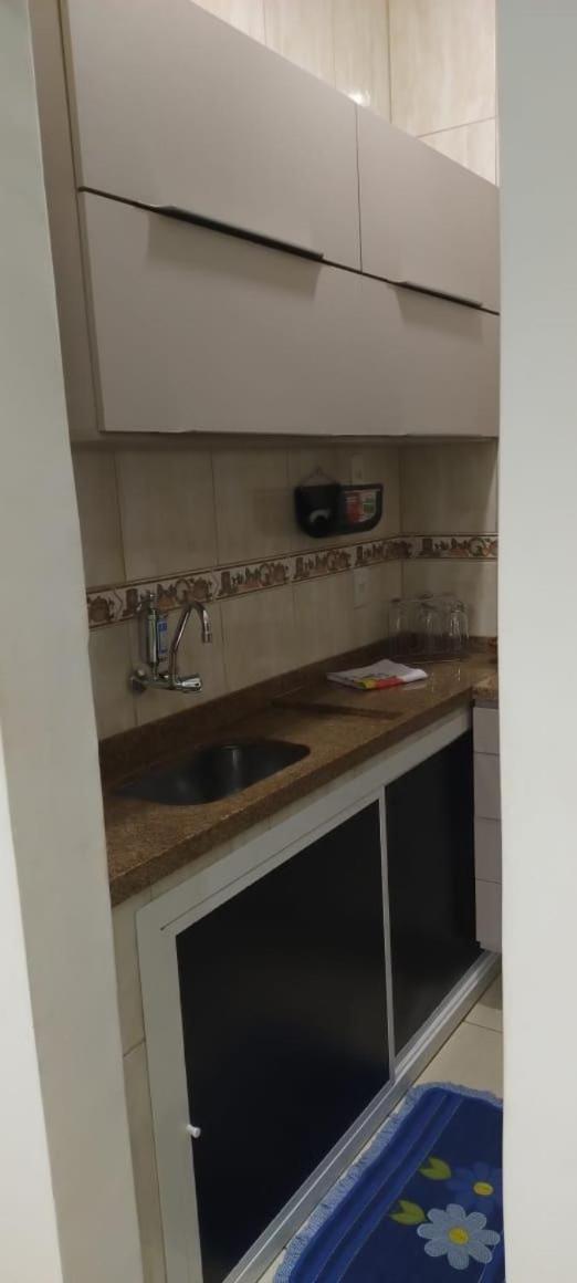 Ferienwohnung -Apartamento Alemao Em Copacabana , 100 Metros Da Praia Com Wi-Fi! ريو دي جانيرو المظهر الخارجي الصورة